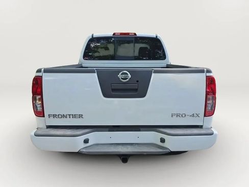 Used 2012 Nissan Frontier PRO-4X AWD/4WD image 8