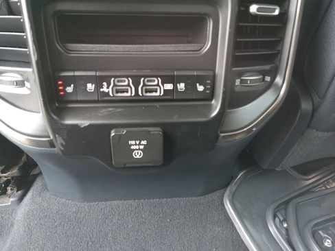 Used 2019 RAM 1500 Limited AWD/4WD image 29