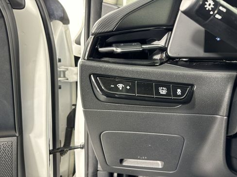 Used 2023 Kia Niro LX image 14