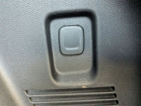 Certified 2024 Chevrolet Blazer Premier w/ Driver Confidence II Package image 14