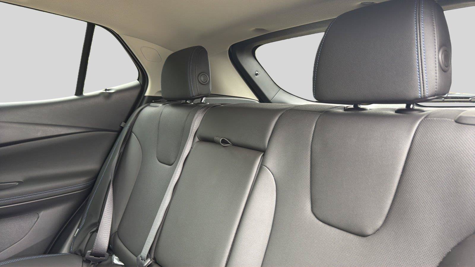 New 2026 Buick Encore GX Sport Touring w/ Advanced Technology Package FWD image 18