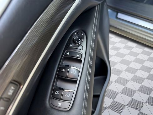 Used 2019 INFINITI QX60 Luxe image 13