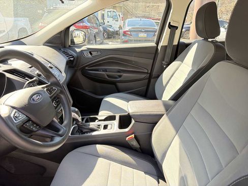 Used 2018 Ford Escape S image 17