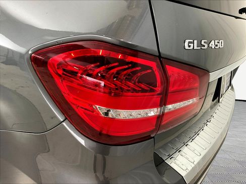 Certified 2019 Mercedes-Benz GLS 450 4MATIC image 23