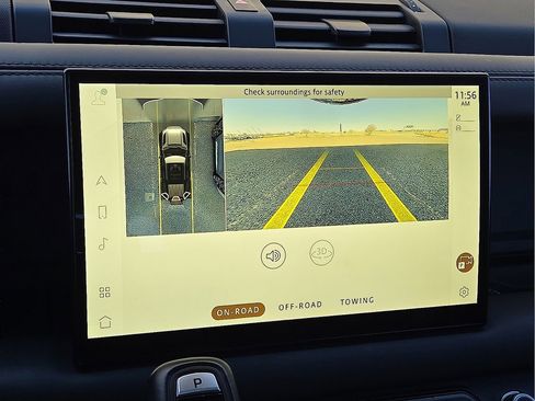 Used 2023 Land Rover Defender 110 X image 28