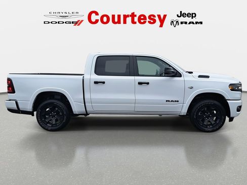 New 2026 RAM 1500 4x4 Crew Cab image 2