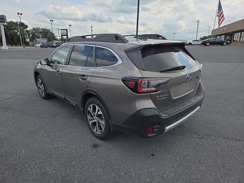 Certified 2022 Subaru Outback Limited AWD/4WD image 2