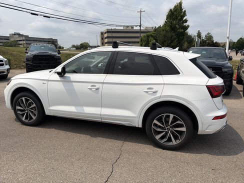Used 2024 Audi Q5 2.0T Premium Plus AWD/4WD image 6