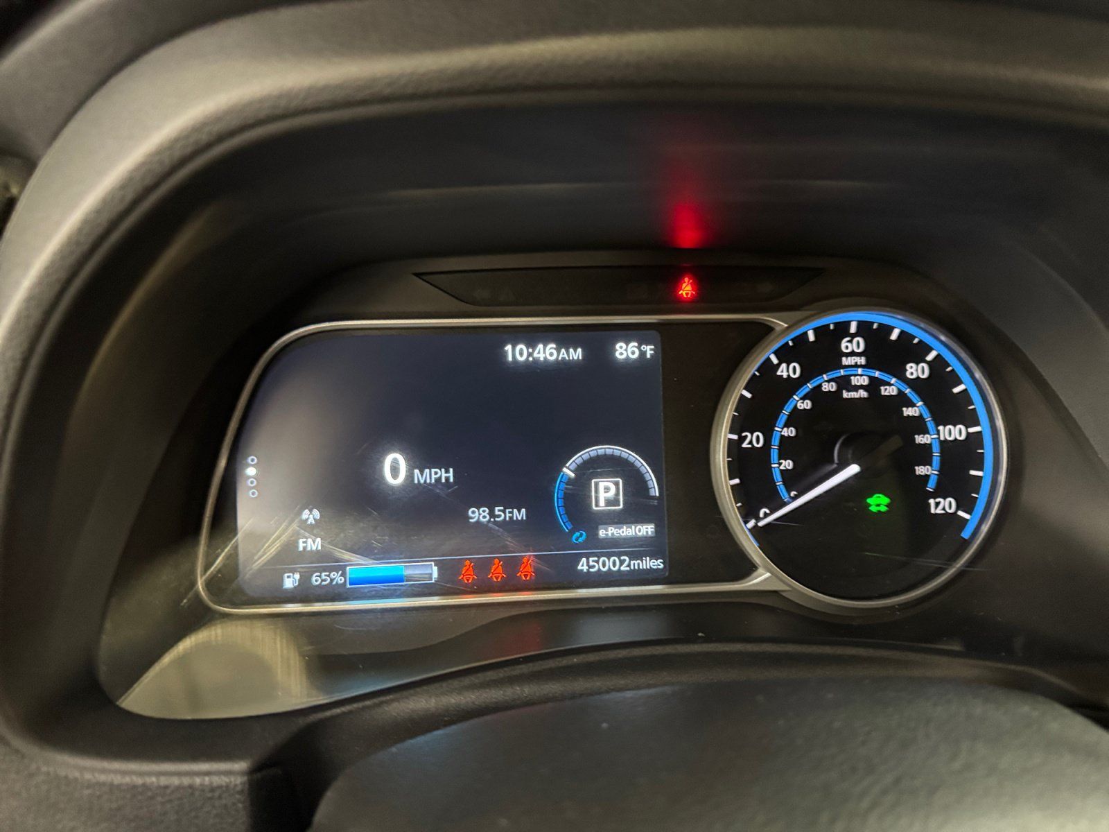 Used 2022 Nissan Leaf S FWD image 11