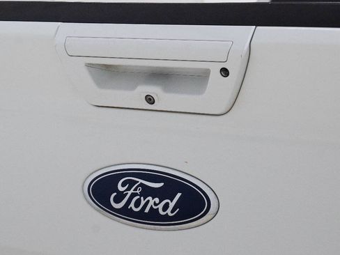 Used 2017 Ford F150 Raptor w/ Equipment Group 802A Luxury AWD/4WD image 22