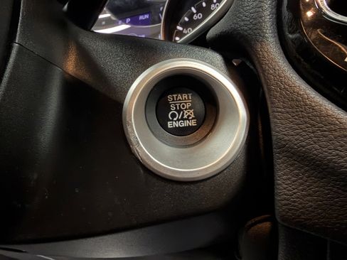 Used 2020 Jeep Compass Latitude image 28