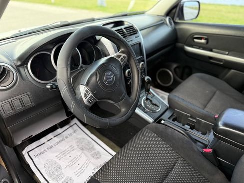 Used 2007 Suzuki Grand Vitara 4WD image 9