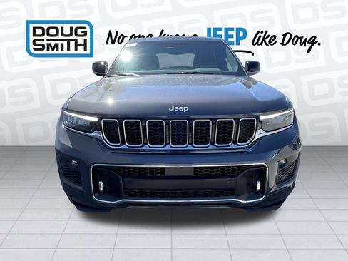 New 2025 Jeep Grand Cherokee Overland w/ Luxury Tech Group IV image 2