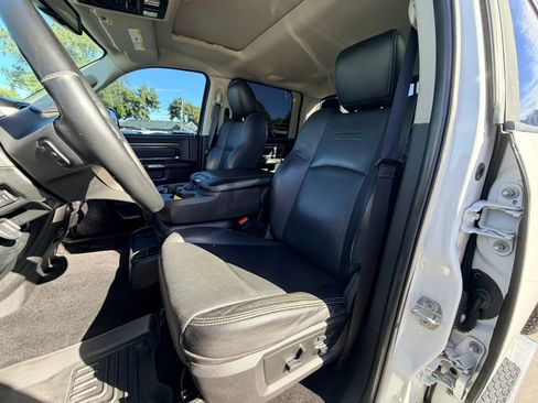 Used 2016 RAM 1500 Laramie w/ Convenience Group AWD/4WD image 10