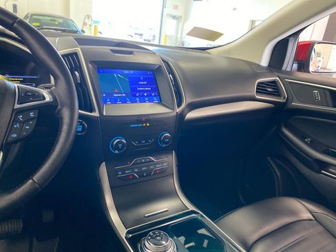 Used 2020 Ford Edge SEL w/ Convenience Package image 13