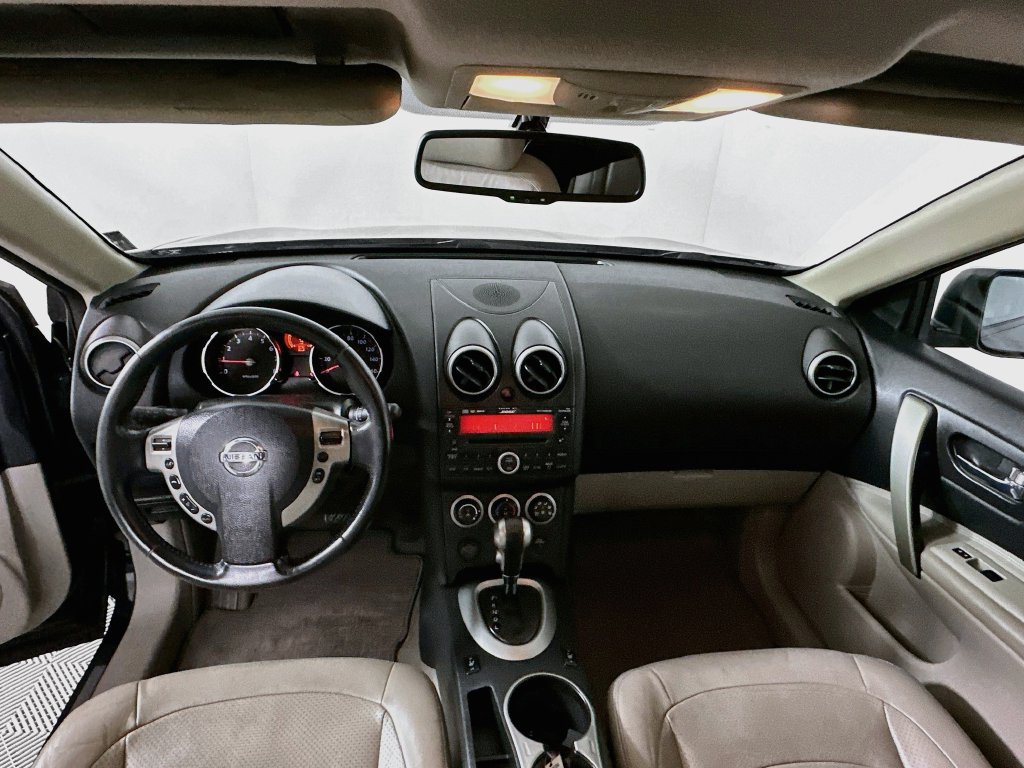 Used 2010 Nissan Rogue SL w/ Leather Pkg FWD image 3