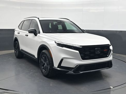 Certified 2026 Honda CR-V TrailSport image 2