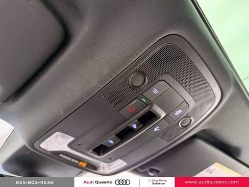 Certified 2023 Audi Q3 2.0T Premium w/ Convenience Package AWD/4WD image 33