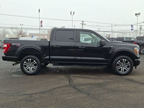 Certified 2022 Ford F150 XL w/ STX Appearance Package AWD/4WD image 8