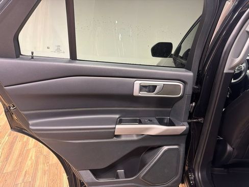 Used 2023 Ford Explorer XLT w/ Equipment Group 202A AWD/4WD image 56