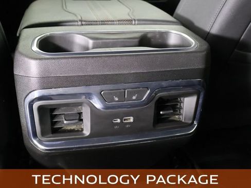 Used 2024 Chevrolet Silverado 2500 High Country w/ Technology Package AWD/4WD image 18