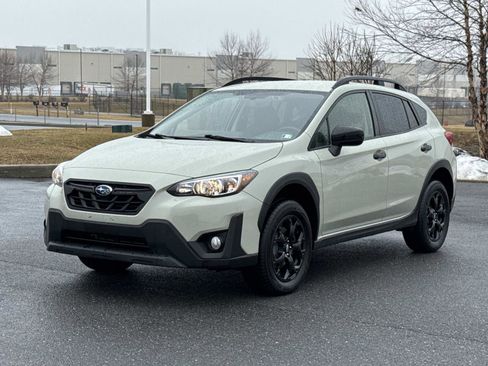 Used 2023 Subaru Crosstrek 2.0i Premium w/ Special Edition image 27