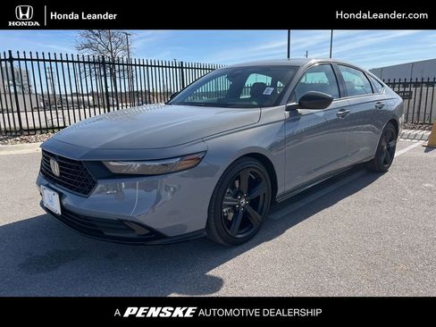 Used 2025 Honda Accord Sport image 1