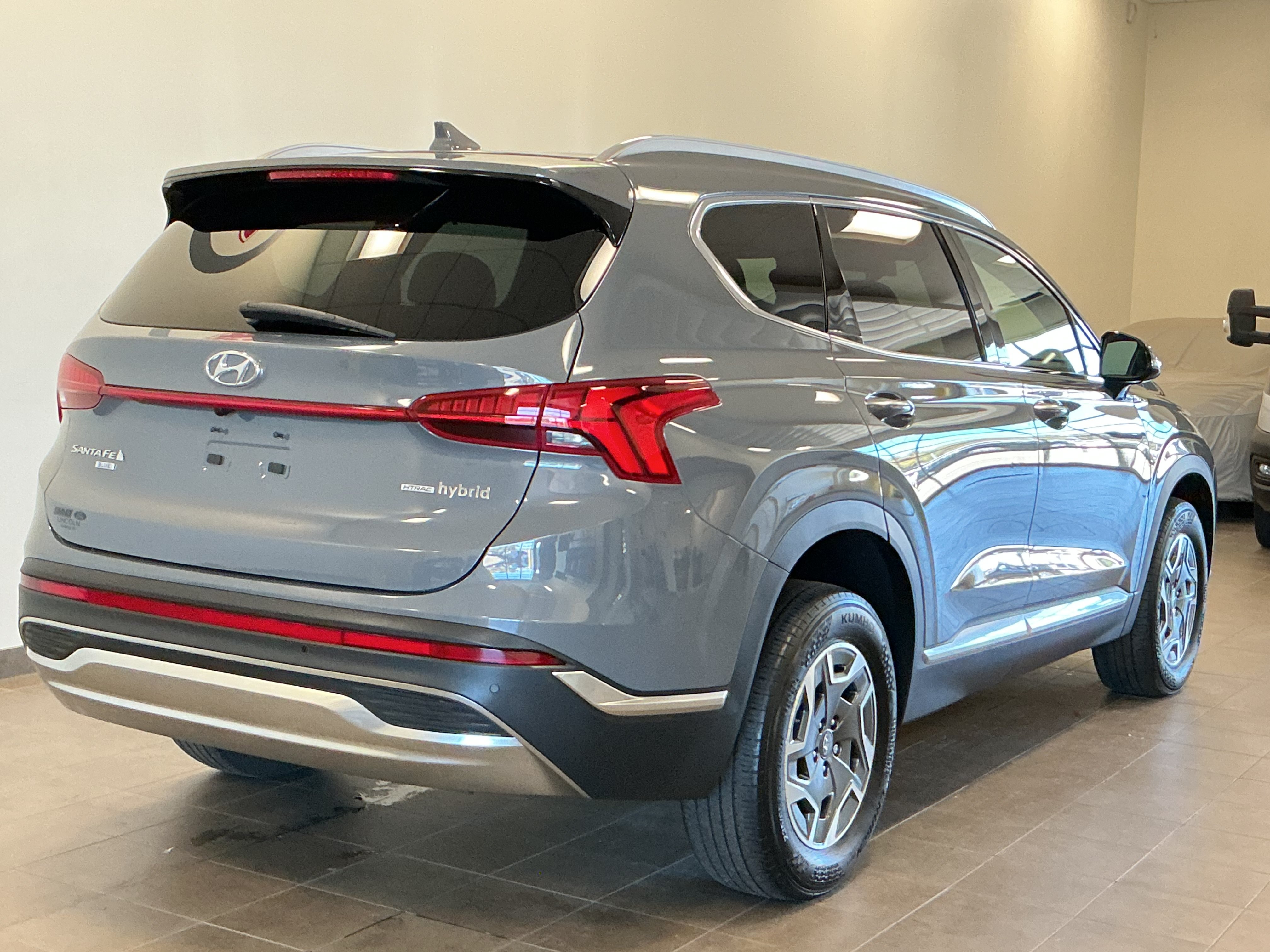 Used 2023 Hyundai Santa Fe Blue AWD/4WD image 9
