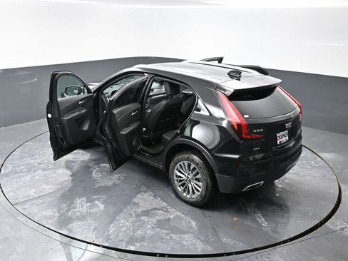 Used 2025 Cadillac XT4 Premium Luxury image 61
