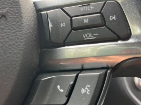 Used 2017 Ford Mustang Premium image 27