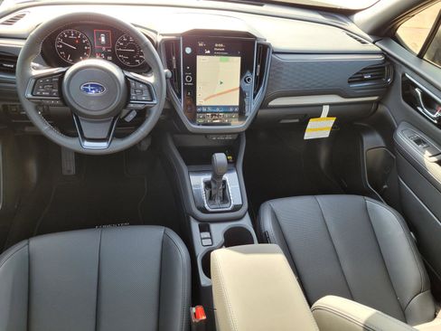 New 2025 Subaru Forester Limited image 5
