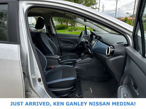 Certified 2025 Nissan Versa SV FWD image 21