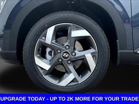 New 2026 Hyundai Venue SEL FWD image 17