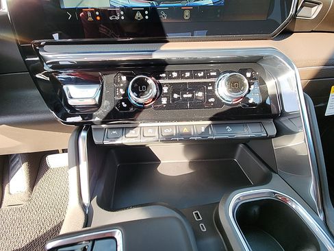 New 2026 GMC Sierra 1500 Denali image 25