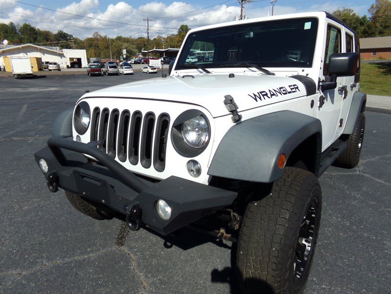 Used 2016 Jeep Wrangler Unlimited Sport w/ Quick Order Package 24S AWD/4WD image 2