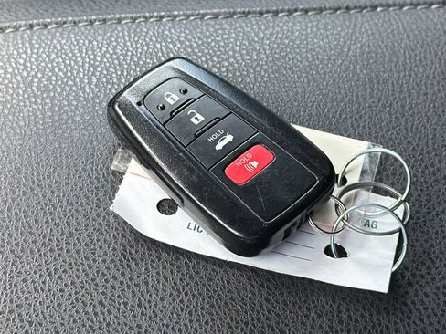Used 2024 Toyota Camry XSE w/ Navigation Package FWD image 11