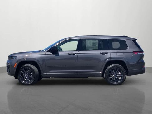 New 2026 Jeep Grand Cherokee L Limited AWD/4WD image 3