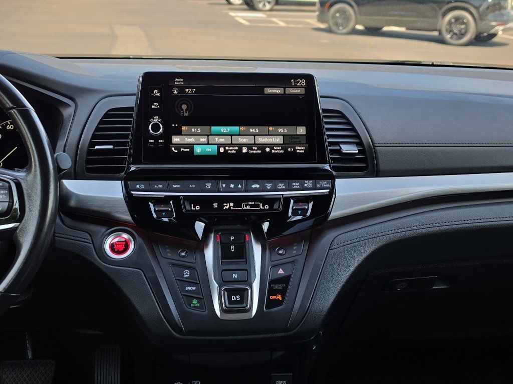 Used 2025 Honda Odyssey Sport-L image 27