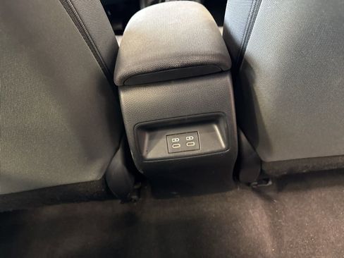 Used 2023 Toyota Corolla LE image 17