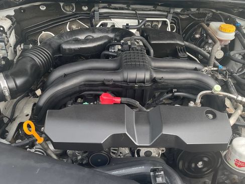 Used 2016 Subaru Crosstrek 2.0i Premium AWD/4WD image 20