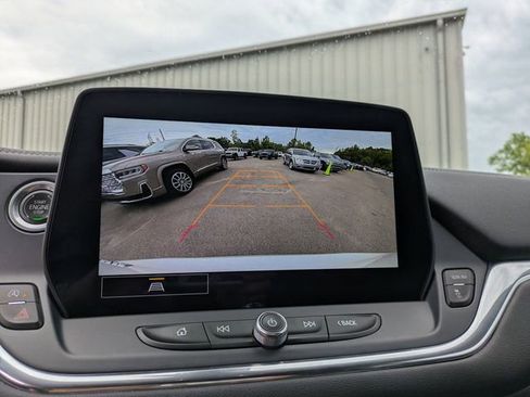 Used 2023 Chevrolet Blazer LT FWD image 21
