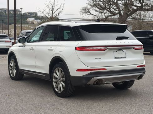 Used 2022 Lincoln Corsair AWD w/ Premium Package image 5