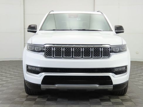 Used 2023 Jeep Grand Wagoneer Series II image 2