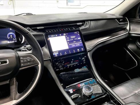 Used 2021 Jeep Grand Cherokee L Limited image 6