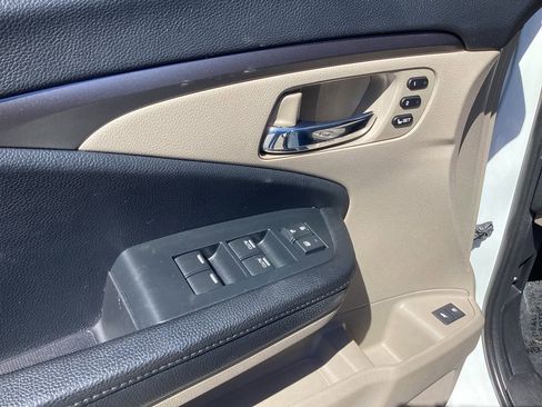 Used 2022 Honda Pilot EX-L image 11
