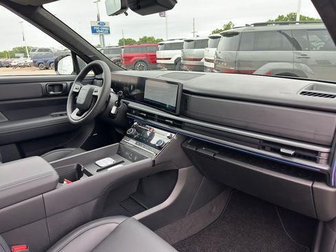 New 2026 Hyundai Santa Fe Calligraphy AWD/4WD image 31