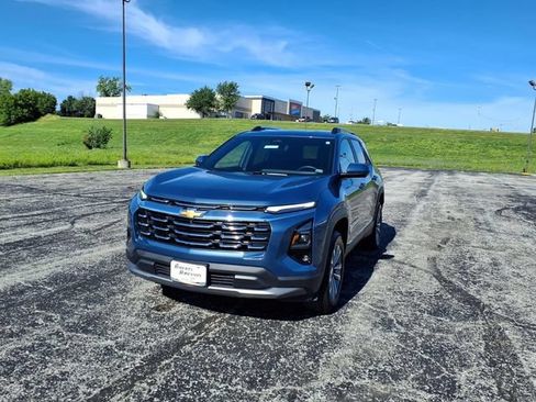 Used 2025 Chevrolet Equinox LT w/ Convenience Package II AWD/4WD image 51