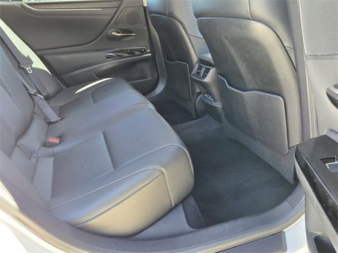 Used 2023 Lexus ES 350 w/ Premium Package image 15