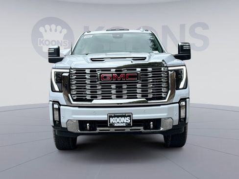 New 2026 GMC Sierra 2500 Denali w/ Denali Reserve Package image 11
