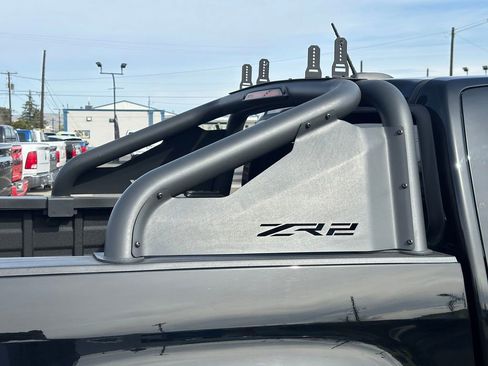 Used 2019 Chevrolet Colorado ZR2 image 15